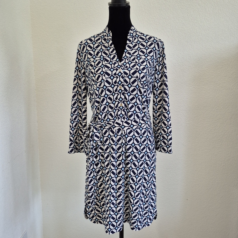 Donna Morgan Navy, White & Light Blue Geometric Wrap Top